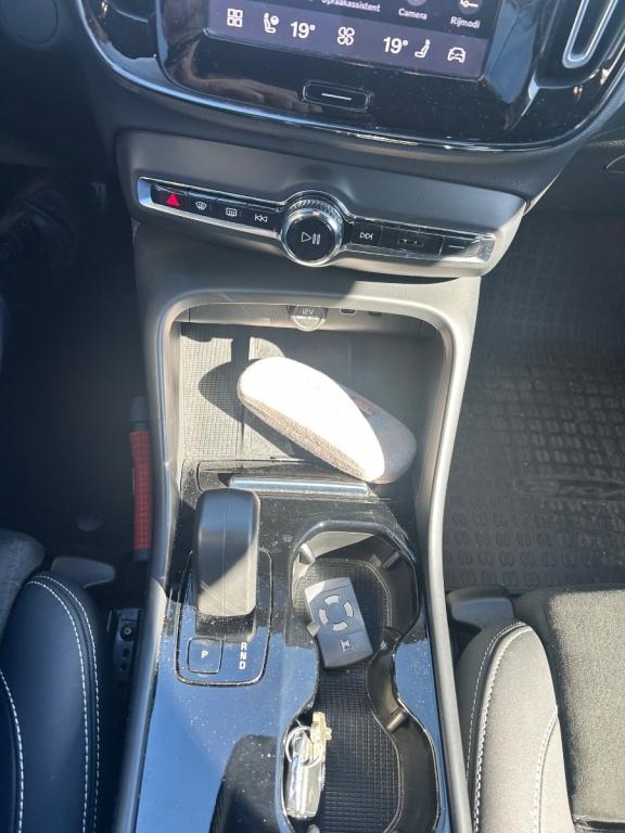 Volvo XC40 recharge plus