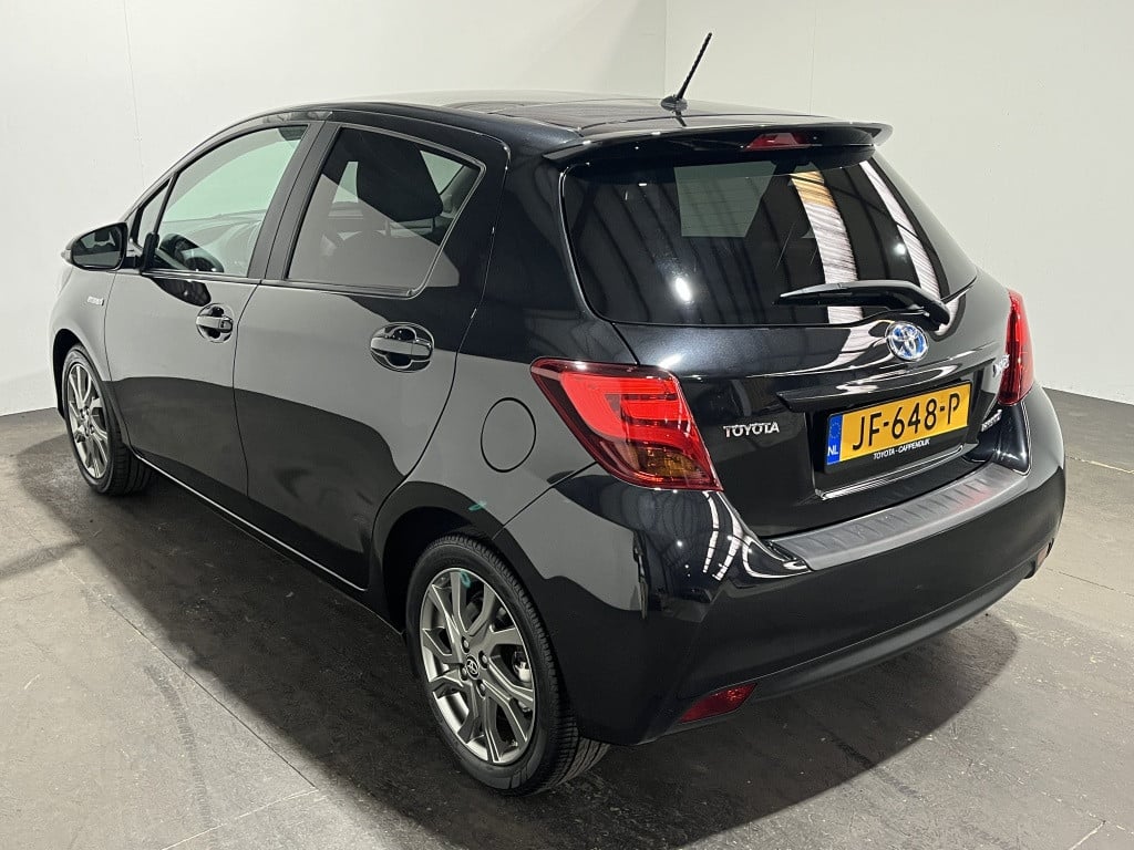 Toyota Yaris 1.5 hybrid dynamic | navi | panodak | camera |