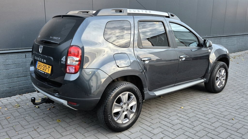 Dacia Duster 1.5 dci s&s | 4wd | euro-6 | airco | cruise | navi |