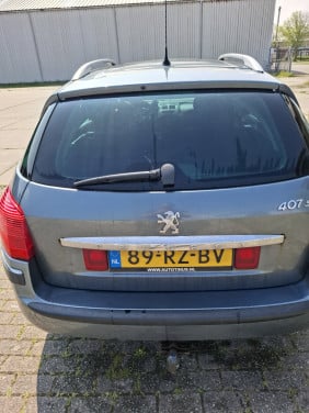 Peugeot 407 SW