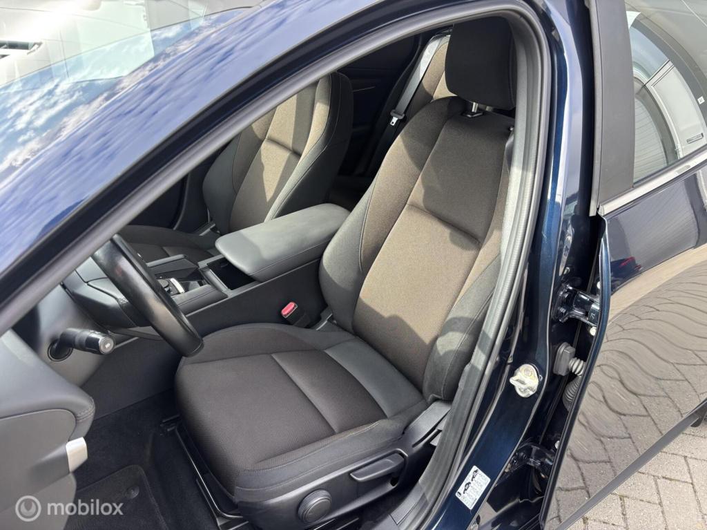 Mazda 3 2.0 e-skyactiv-g m hybrid 122 comfort