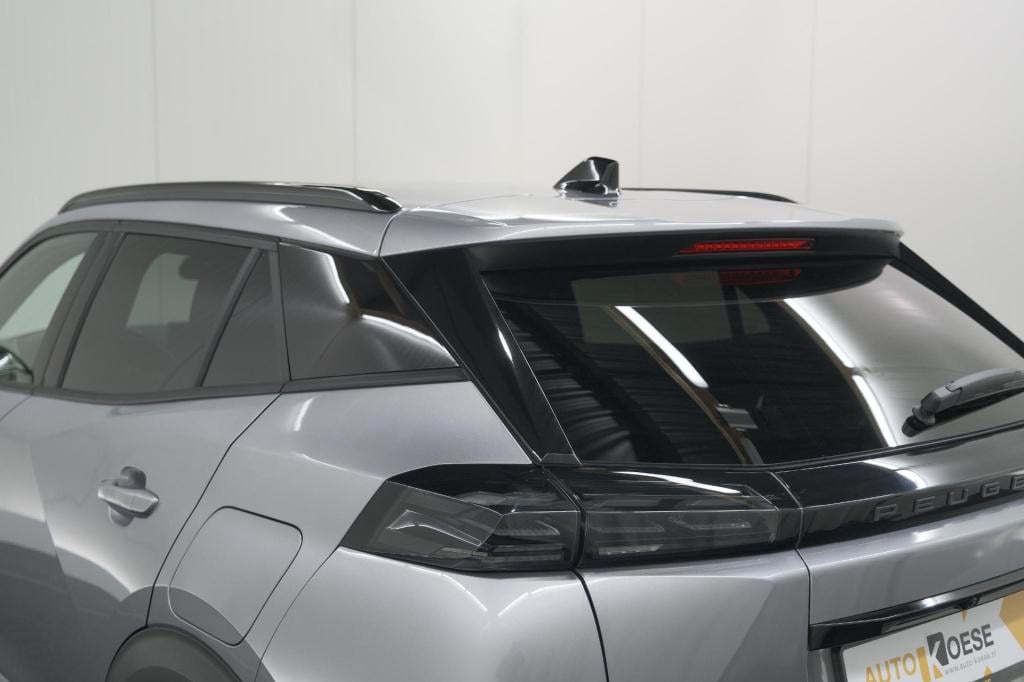 Peugeot 2008 puretech 100 allure | camera | navigatie | parkeersensoren | a