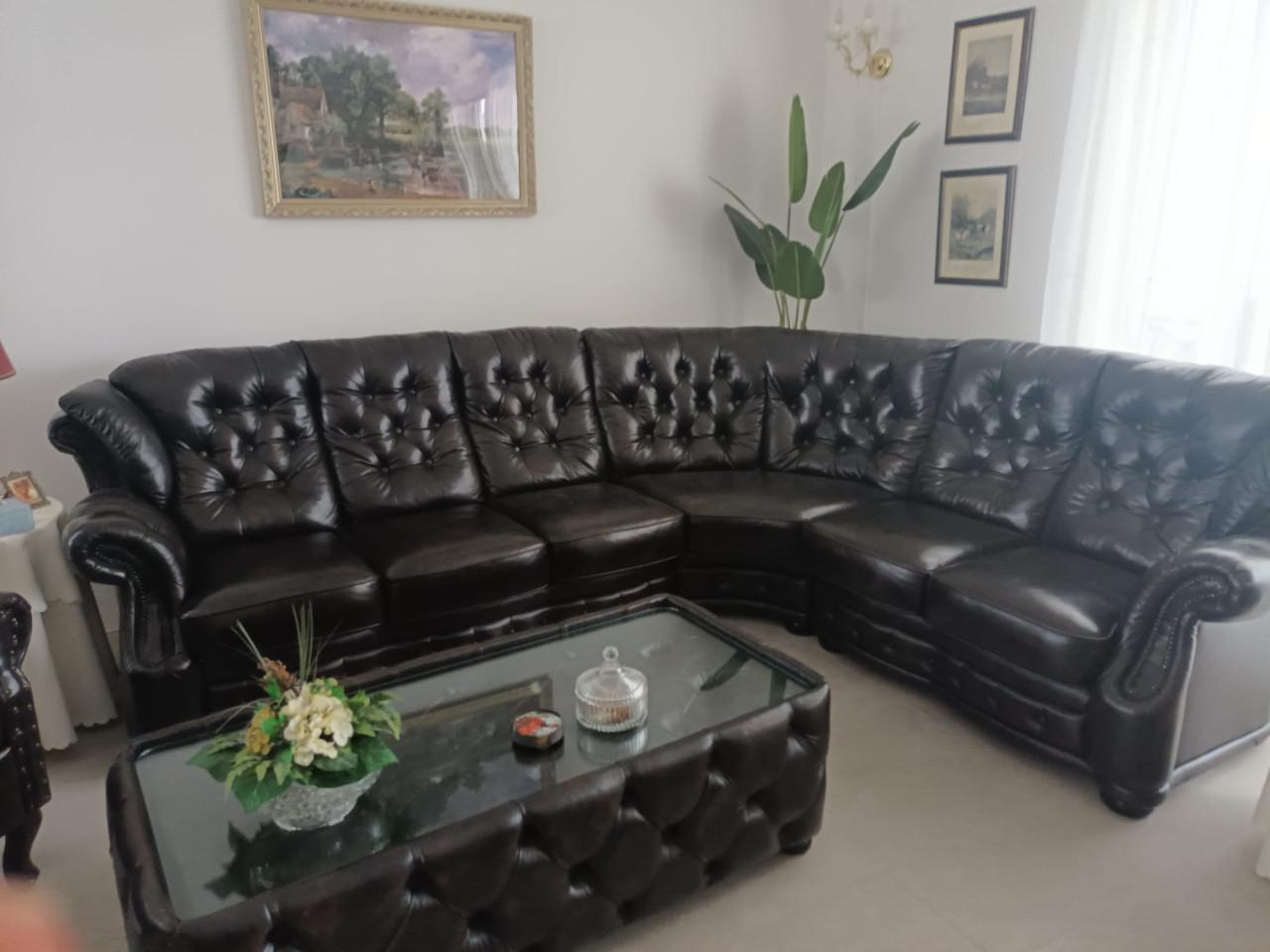 Rondzitbank Chesterfield