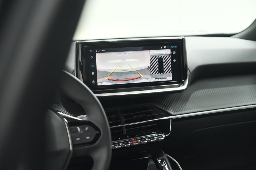 Peugeot 2008 puretech 130 eat8 allure | 360 camera | adaptieve cruise contr