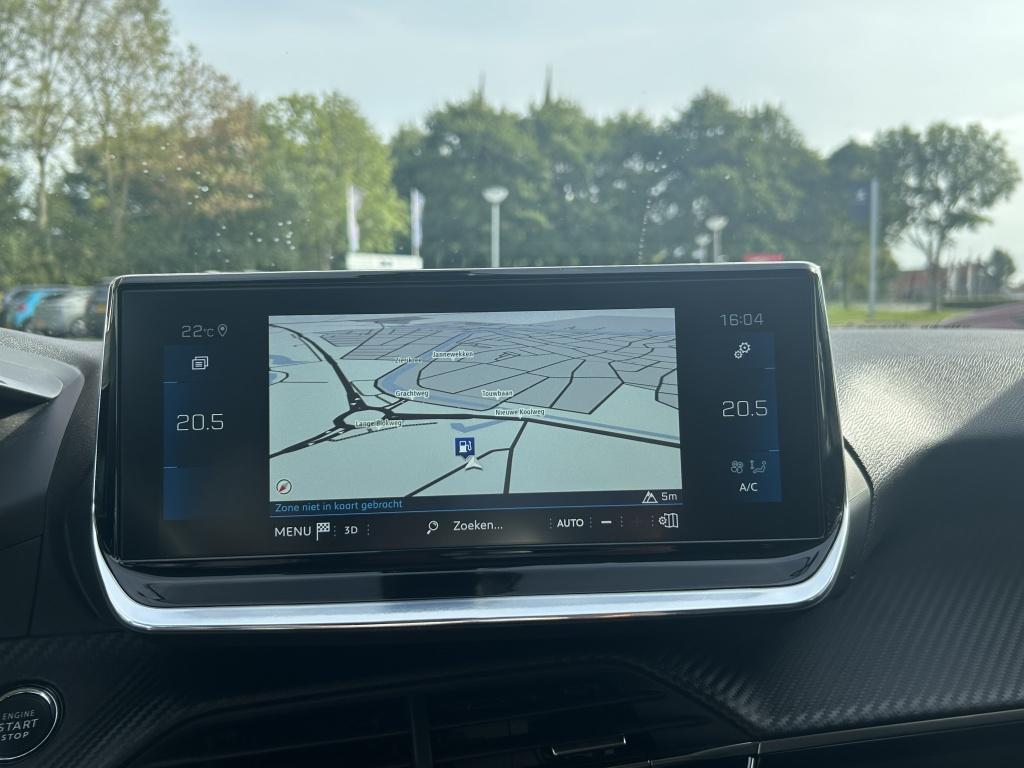 Peugeot 208 1.2 puretech 100pk eat8 allure pack 3d cockpit | apple carplay 
