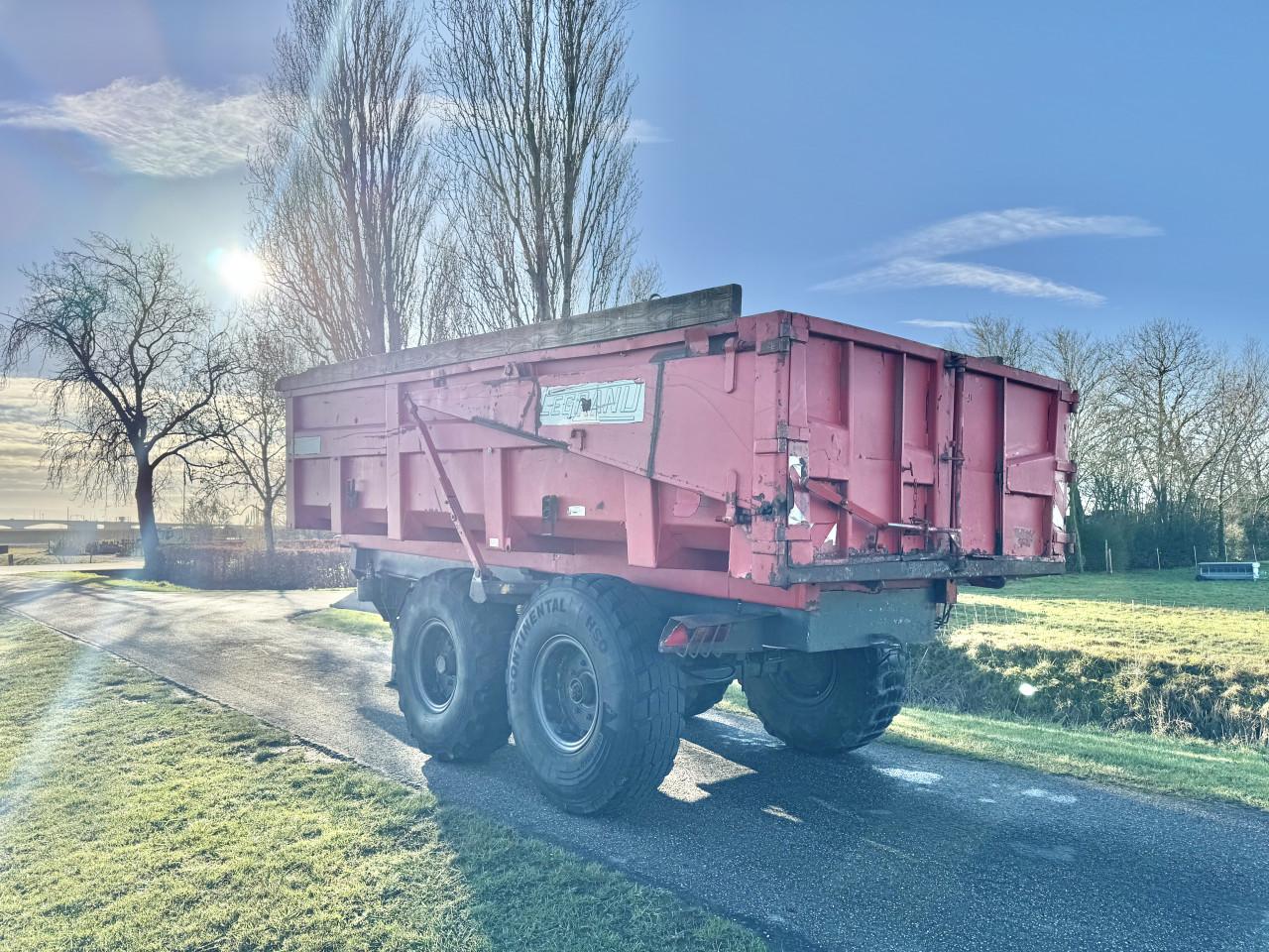 Legrand 14 tons kipper