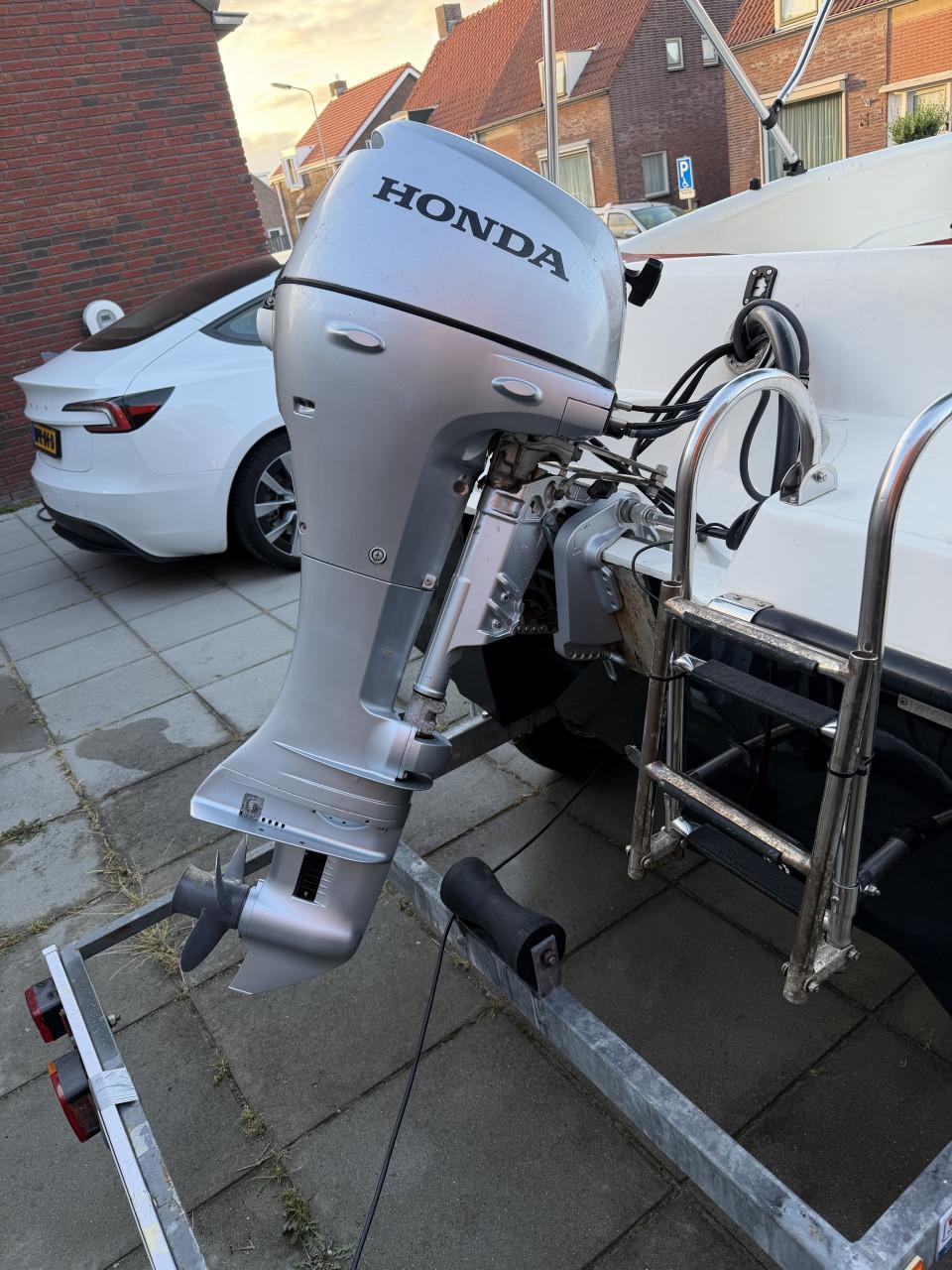 Topcraft 435 Fun + Honda 10 PK 4-takt (2020) + Trailer