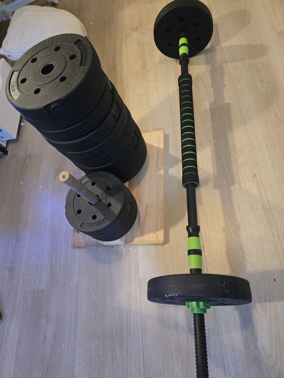 ZGAN Venom sports 2in 1  vinyl dumbell/halter set te koop.