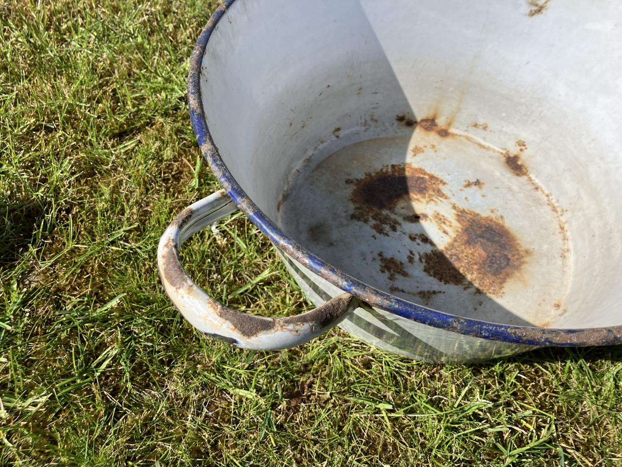 Emaille wasteil / bekken 2st.