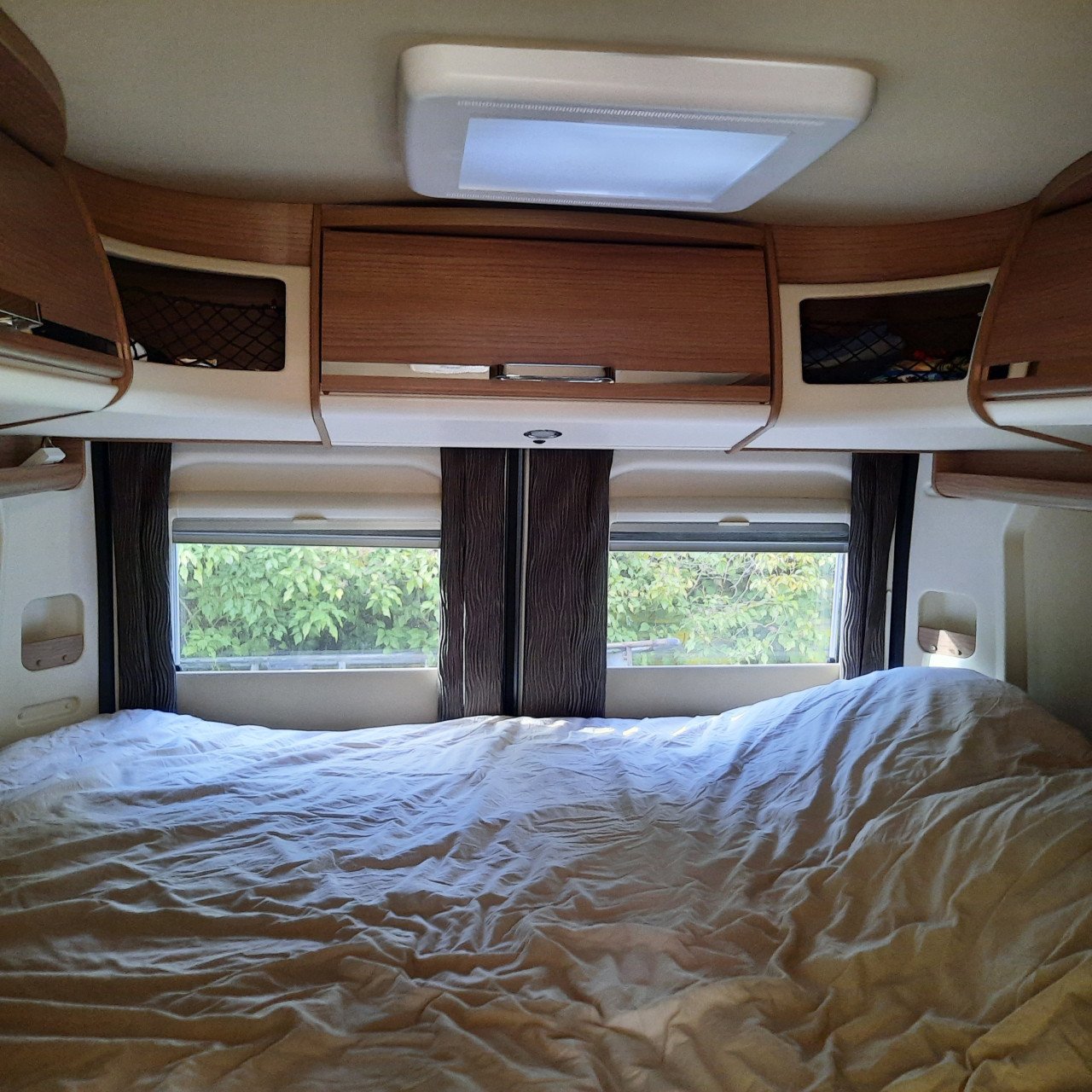 Carthago Malibu Charming 600 DB Van (150 PK)