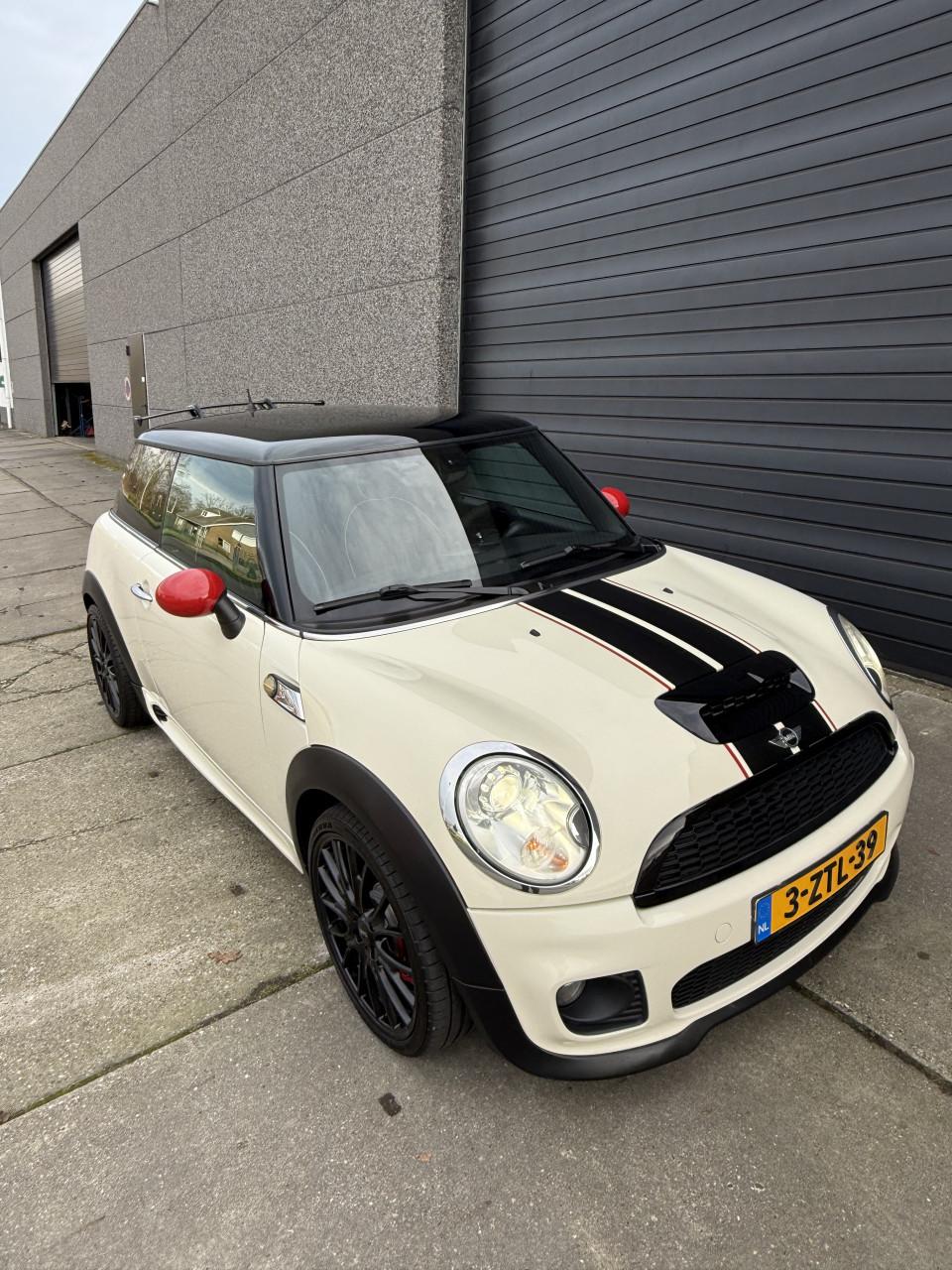Mini Cooper S 1.6 John Cooper Works 168DKM 2008