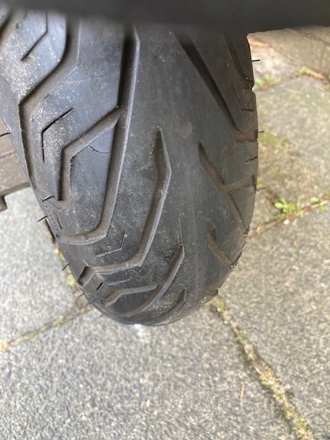 LEUKE PIAGGIO ZIP 4T SNOR VAN 1E EIGENAAR ! BOUWJAAR 2014