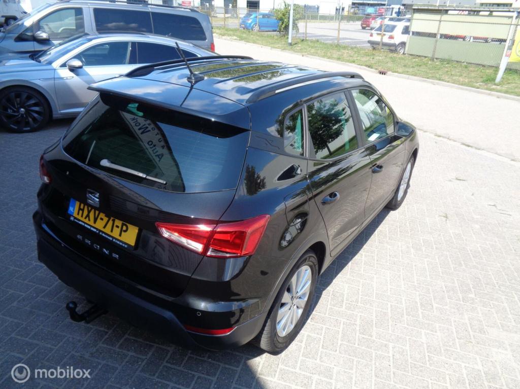 Seat Arona 1.0 tsi style business/airco/ecc/lm velgen/1st eig/pdc/navi/carp