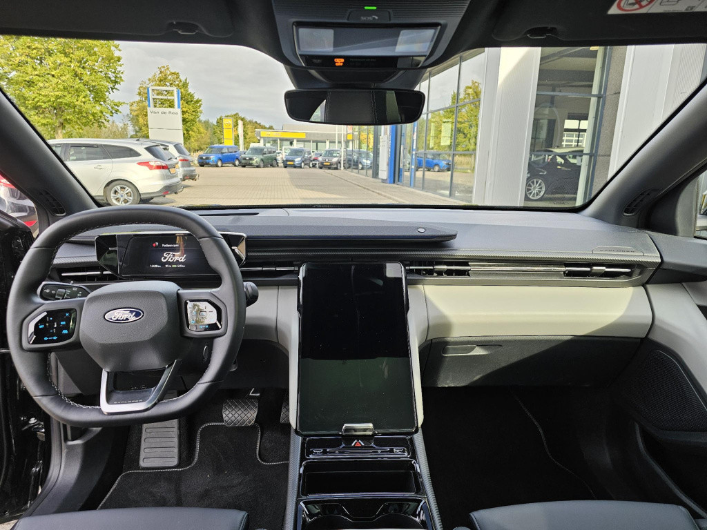 Ford Explorer extended range rwd 77 kwh