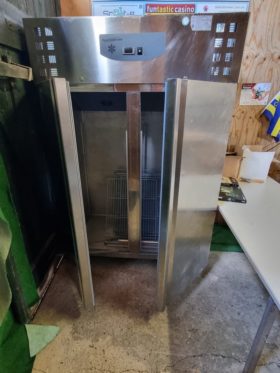 Professionele Horeca vrieskast 1200L dubbeldeurs RVS