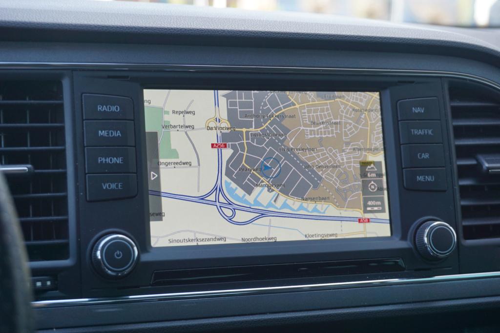 Seat Leon st 1.4 ecotsi fr connect climate / navi / cruise / camera / parke