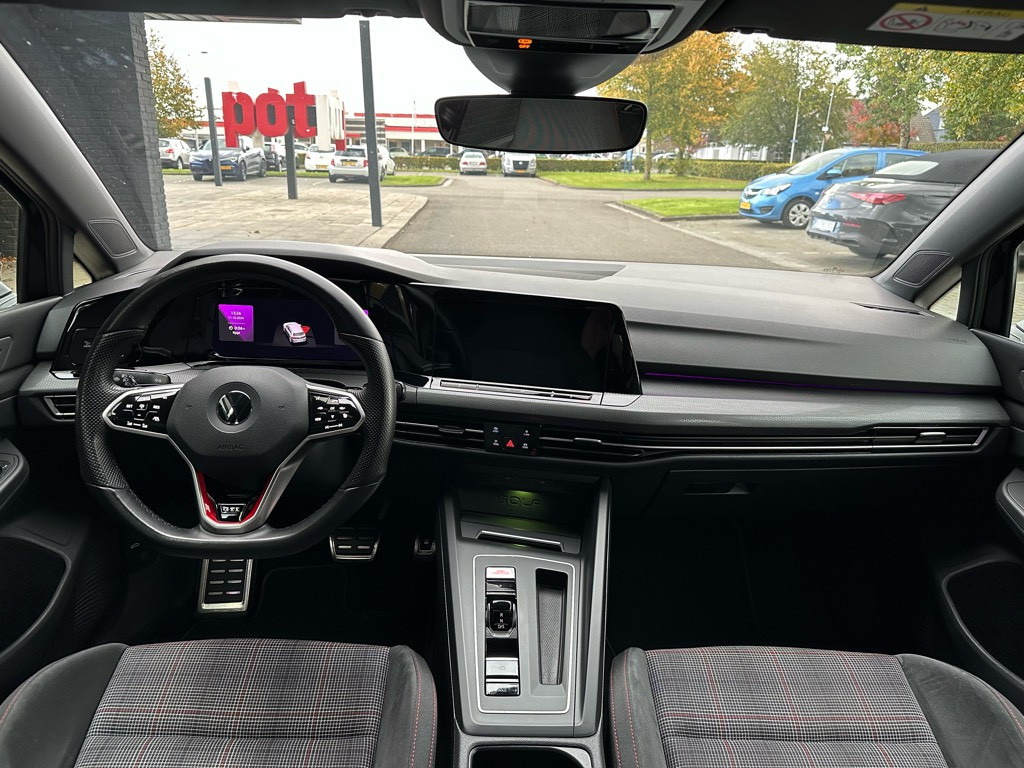 Volkswagen Golf 2.0 tsi gti // dealeronderhouden // nieuwstaat //