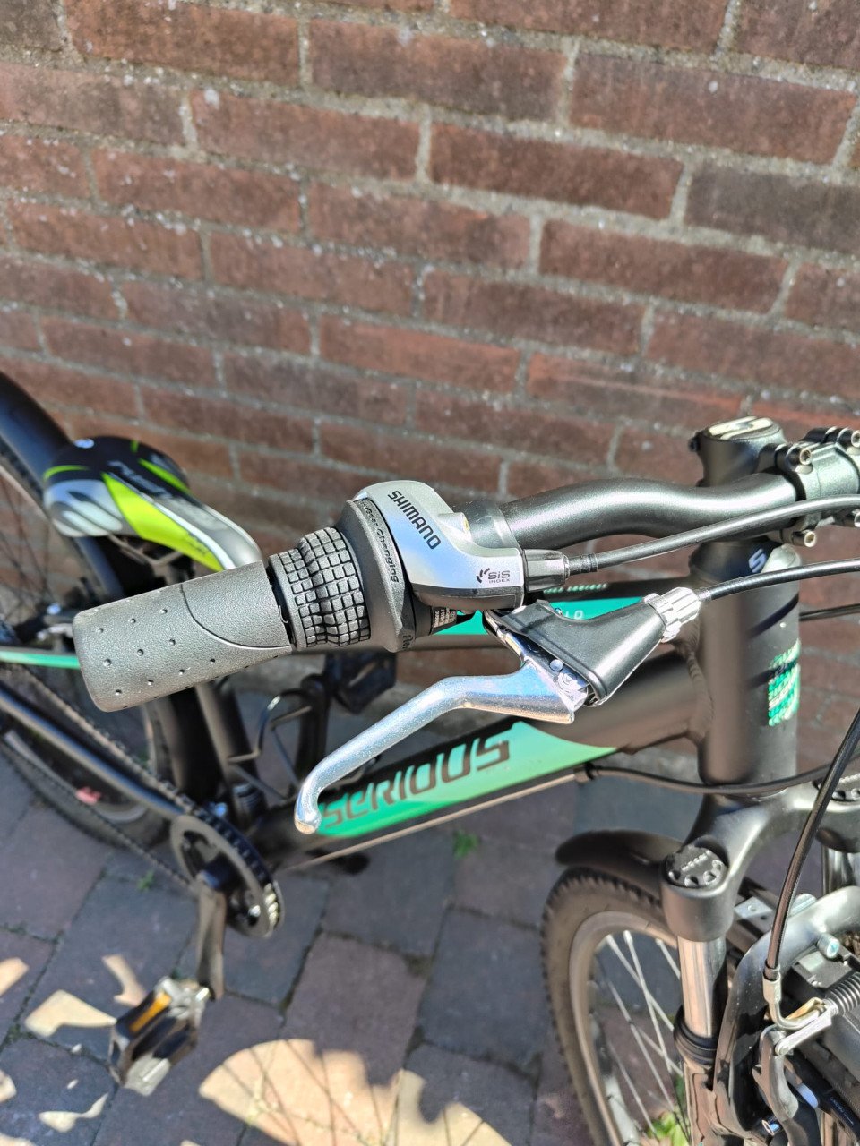 Serious rockville 24 inch mountainbike 7 versnellingen