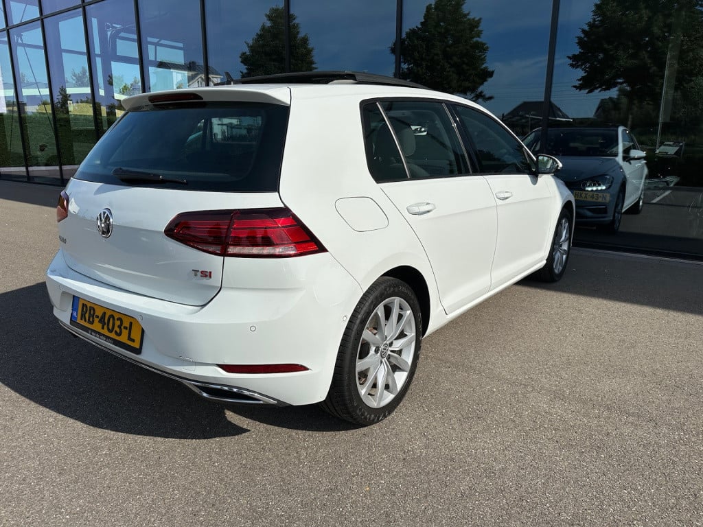 Volkswagen Golf 1.5 tsi 150pk dsg highline | panoramadak | virtual cockpit 