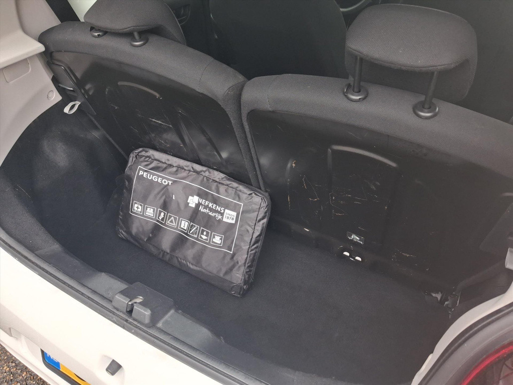Peugeot 108 active 5d 1.0 e-vti-72pk pack premium | airco | led-verlichting