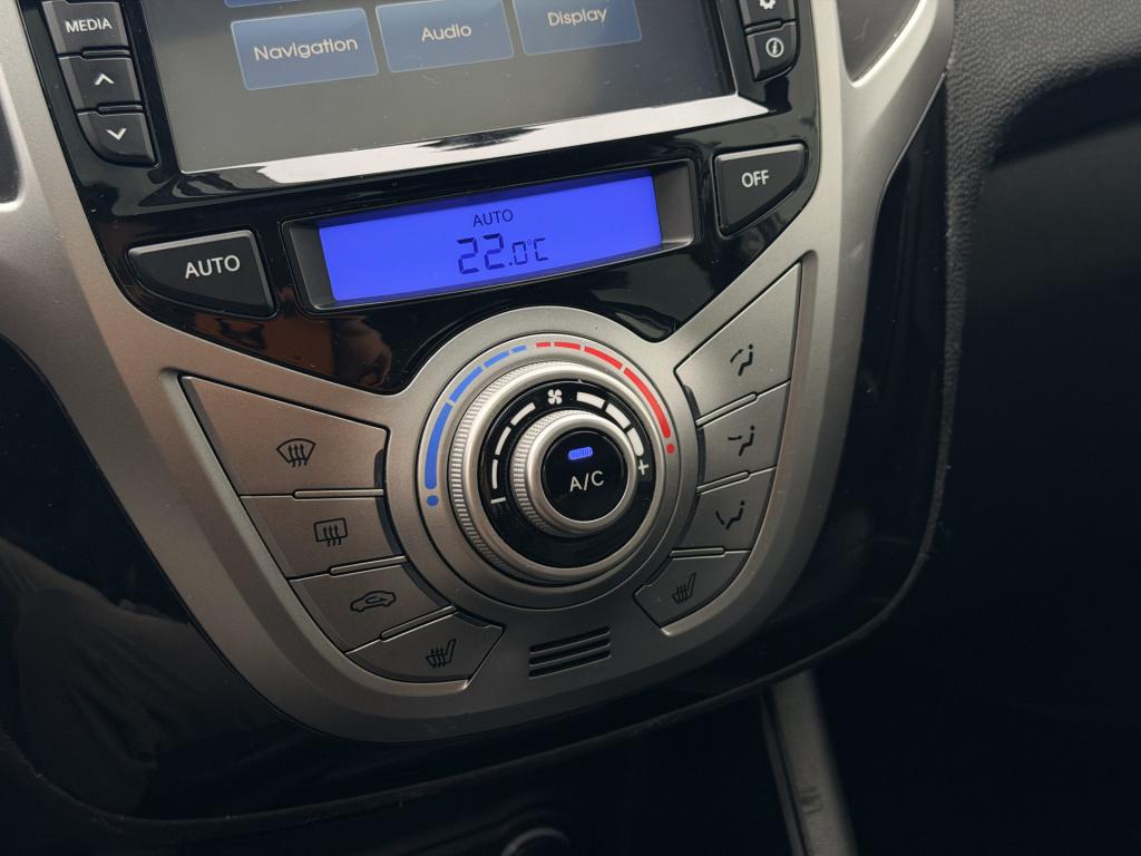 Hyundai Ix20 1.6i i-catcher | camera | trekhaak | cruise control | open dak