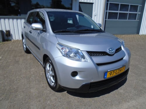 Toyota Urban Cruiser 1.3VVTi