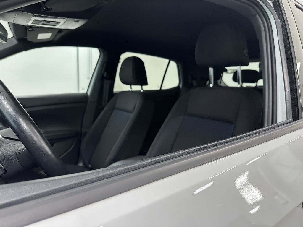 Volkswagen T-cross 1.0 tsi style 110pk | virtual cockpit | 6 versnellingen 