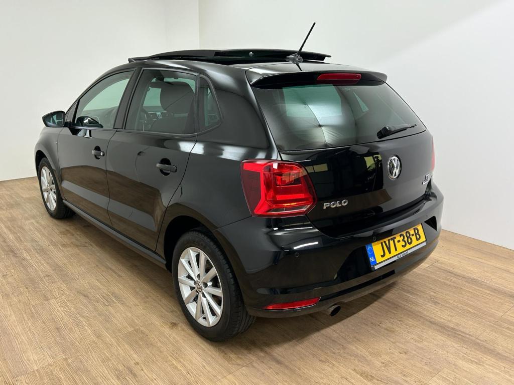 Volkswagen Polo occasion 1.2 tsi bluemotion r-line edition | zwart | tweede