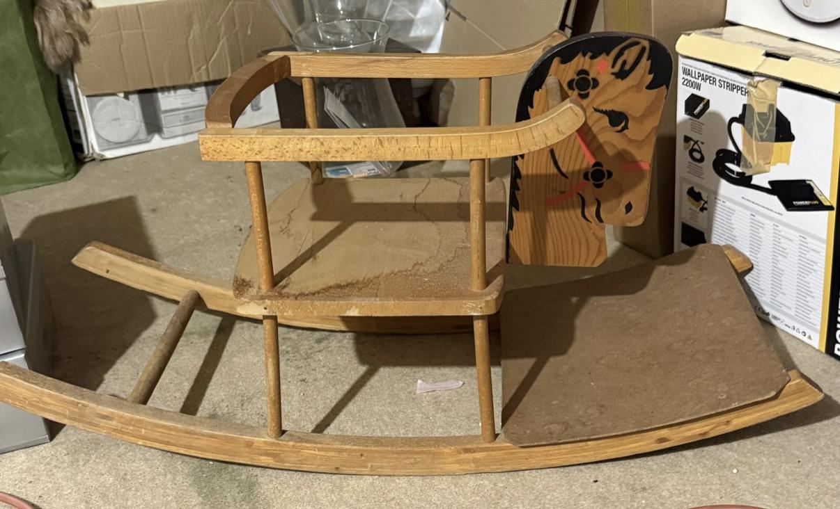 Houten schommelpaard