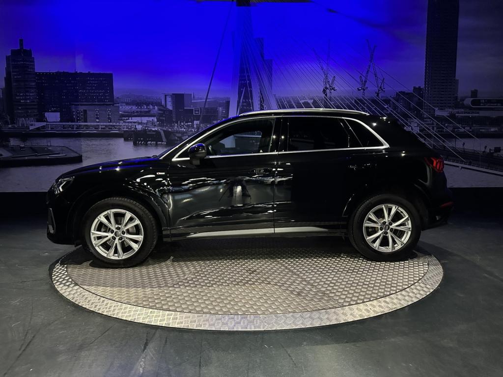 Audi Q3 35 tfsi s line pro line s *navi*appconnect*camera*