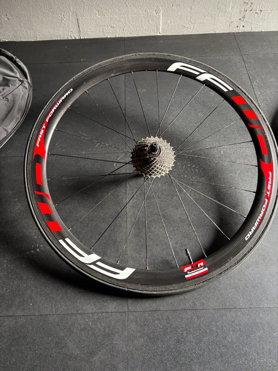 Racefietswielen carbon FFWD