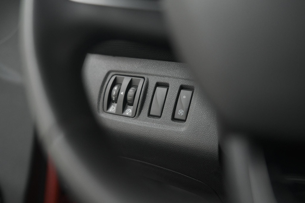 Renault Clio estate tce 90 zen | navigatie | airco | stoelverwarming | crui