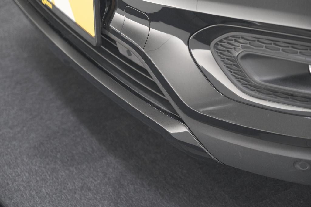 Renault Kadjar tce 160 edc black edition | bose audio | adaptieve cruise co