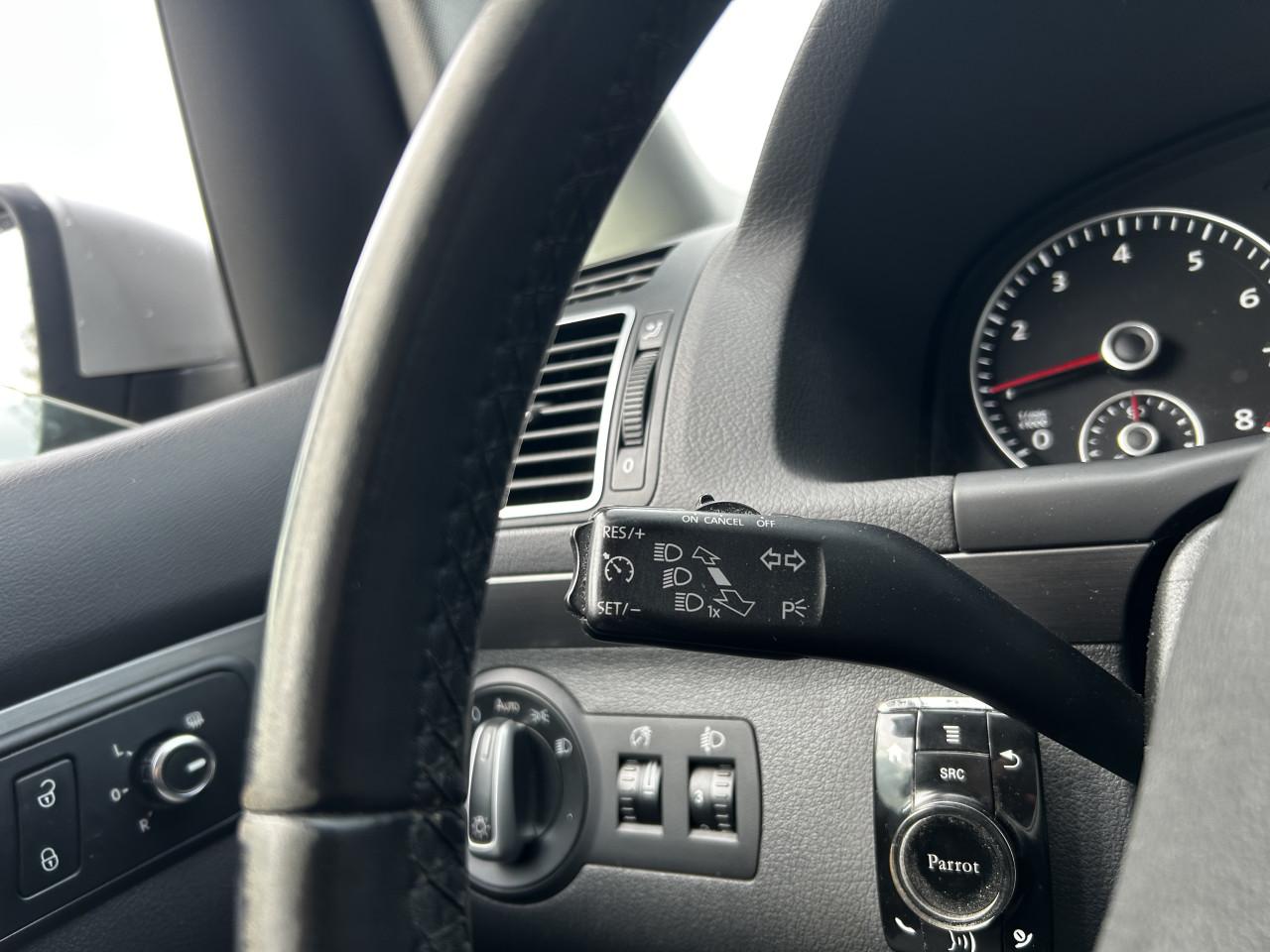 Volkswagen Touran 1.4 TSI Comfortline 7p/CARPLAY/CRUISE CON