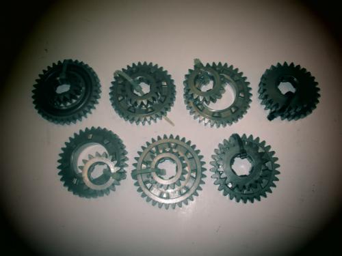 Tandwielen  Hewland versnellingsbak Formule Ford 1600+ diverse onderdelen