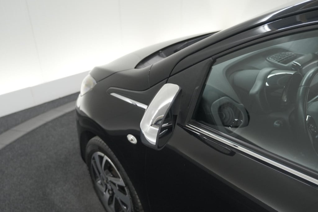 Peugeot 108 1.0 e-vti allure top! | elektrisch vouwdak | apple carplay | da