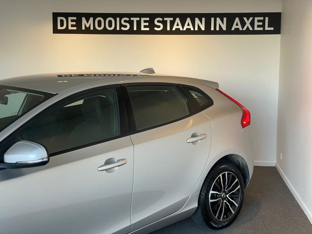 Volvo V40 2.0 t2 kinetic