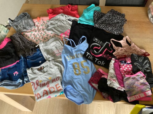 Pakket kleding meisje maat 134-140