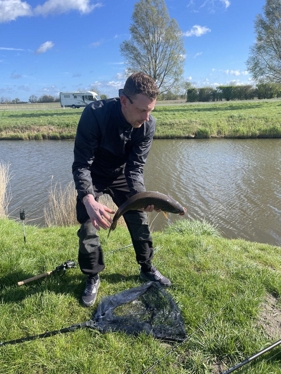 Grote karpersvangen en brasem op de nieuwe vijver Souburg noord € 17,50
