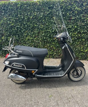 Berini Napoli scooter te koop