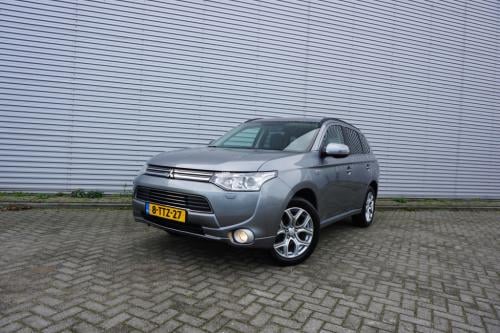 Mitsubishi Outlander 2.0 phev executive edition automaat - navi / cruise / 