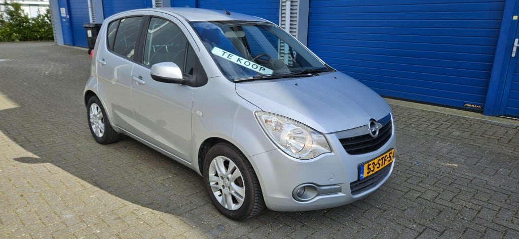Opel Agila