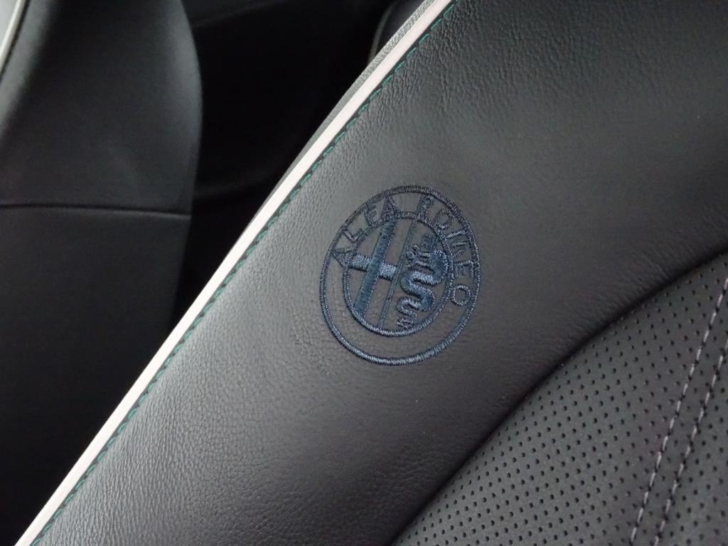 Alfa Romeo MiTo 1.4 t quadrifoglio verde 170pk | blue&me | leder | navi