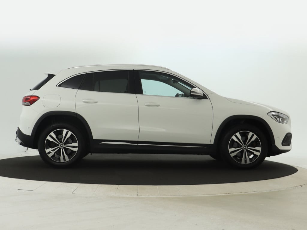 Mercedes-Benz Gla-klasse 250 e plug-in hybride | trekhaak | apple carplay/a