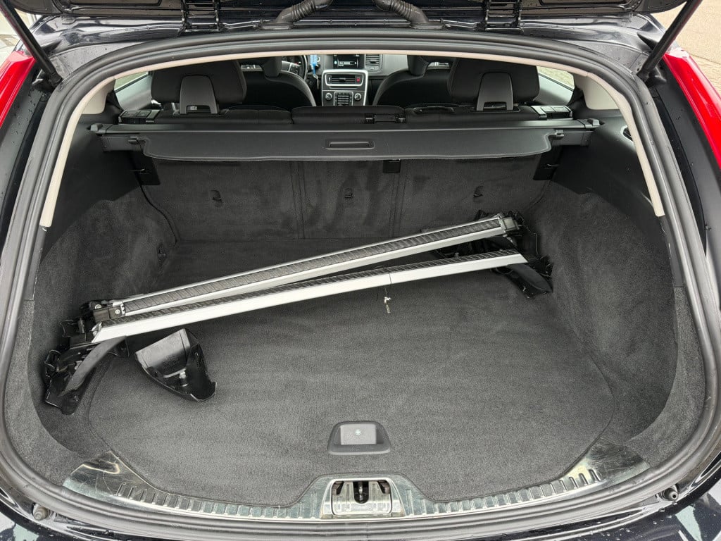 Volvo V60 1.6 t3 momentum