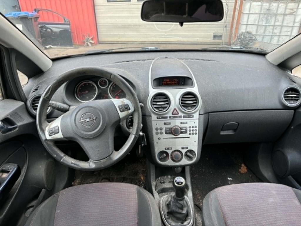 Opel Corsa 1.4-16v bns sport