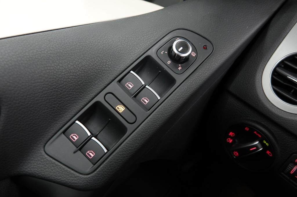 Volkswagen Tiguan 1.4 tsi r-line ed | stoelverw. | carplay | pdc |