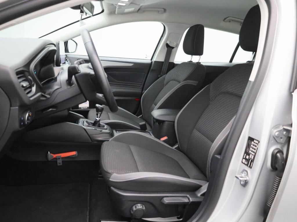 Ford Focus wagon 1.0 ecoboost hybrid connected | parkeer sensoren | navigat