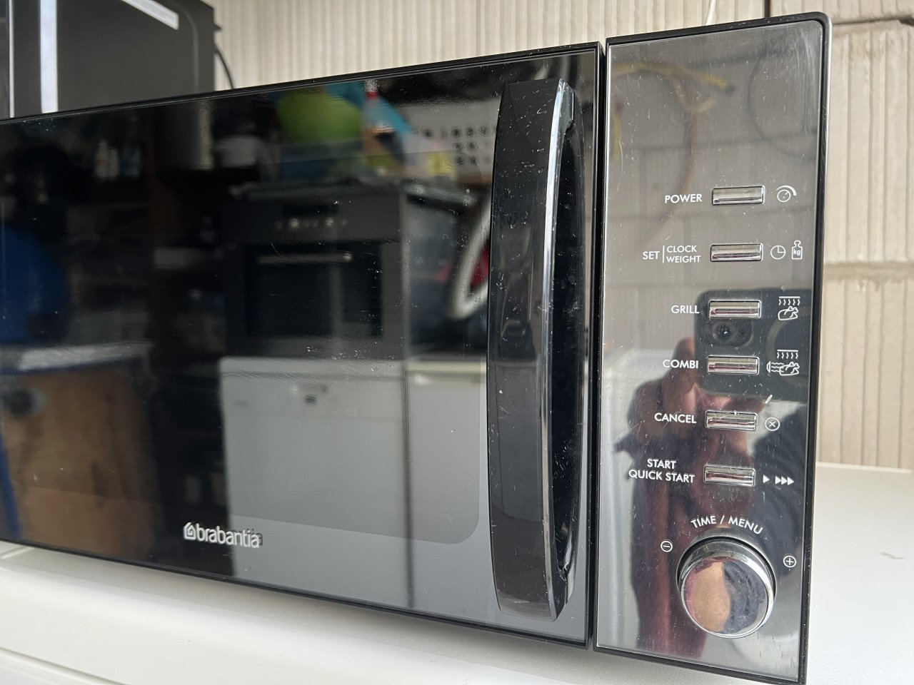 Brabantia BBEK1145DG Magnetron Grillfunctie 13 automatische kookprogramma’s