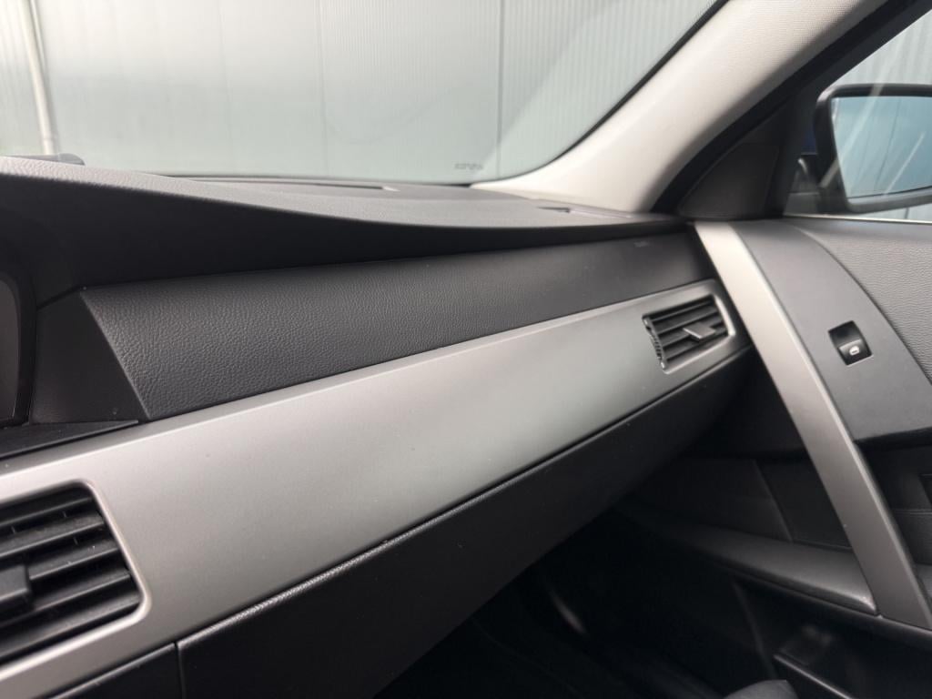 BMW 5 Serie 530i high executive sedan